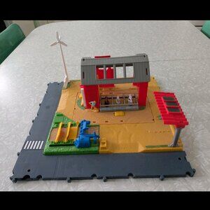 Matchbox Action Drivers Farm Adventure Playset